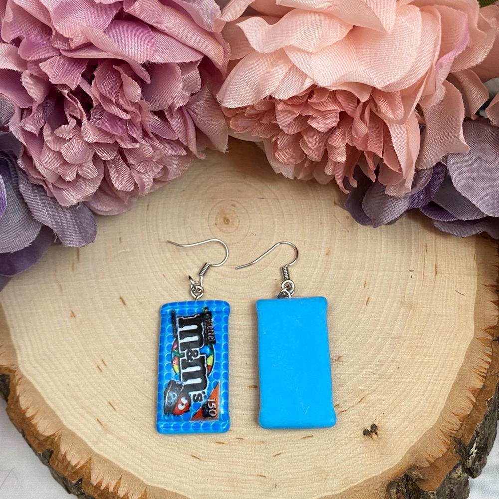 Whimsical Pretzel M&M Chocolate Candy Earrings - Picture 8 of 10
